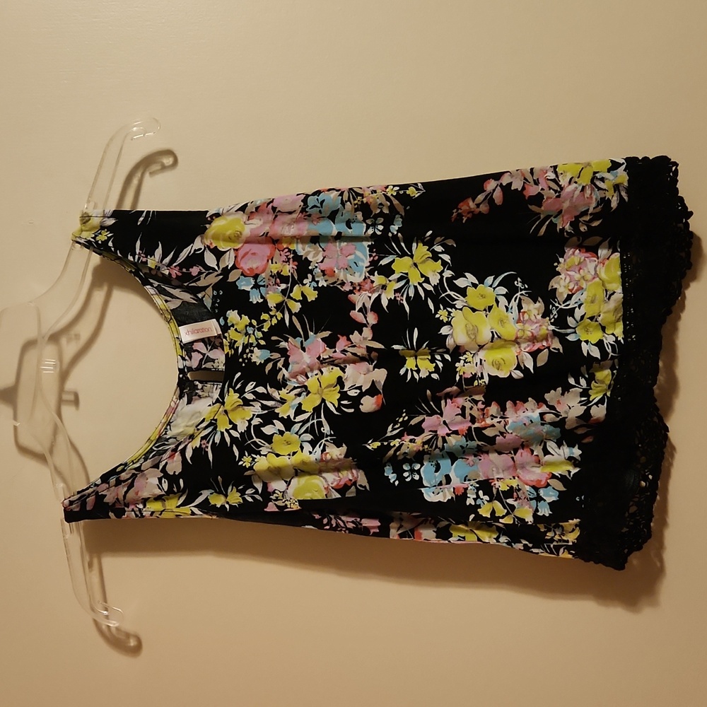 Black and flowered crop tank top. Small
